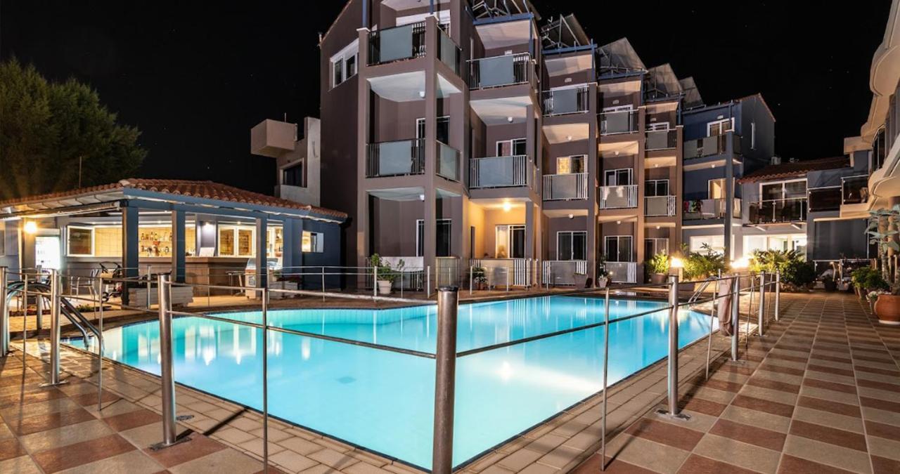 Cozy Corner Vs Beachfront Stalos Exterior photo