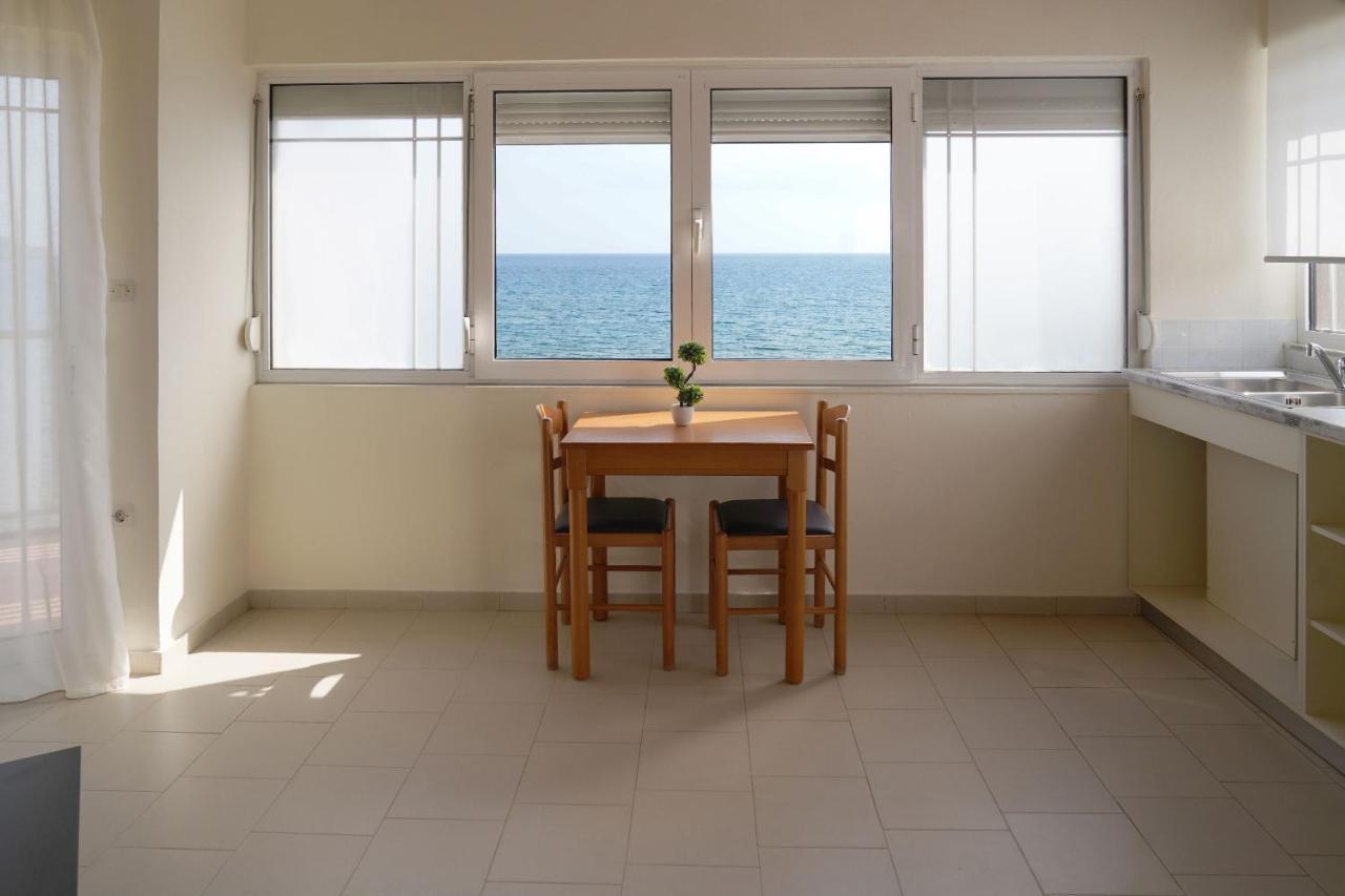 Cozy Corner Vs Beachfront Stalos Exterior photo