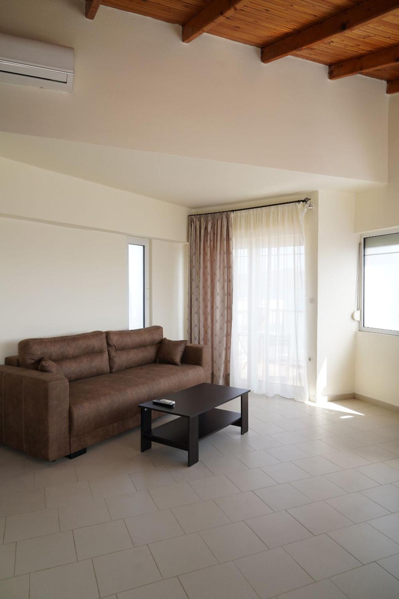 Cozy Corner Vs Beachfront Stalos Exterior photo