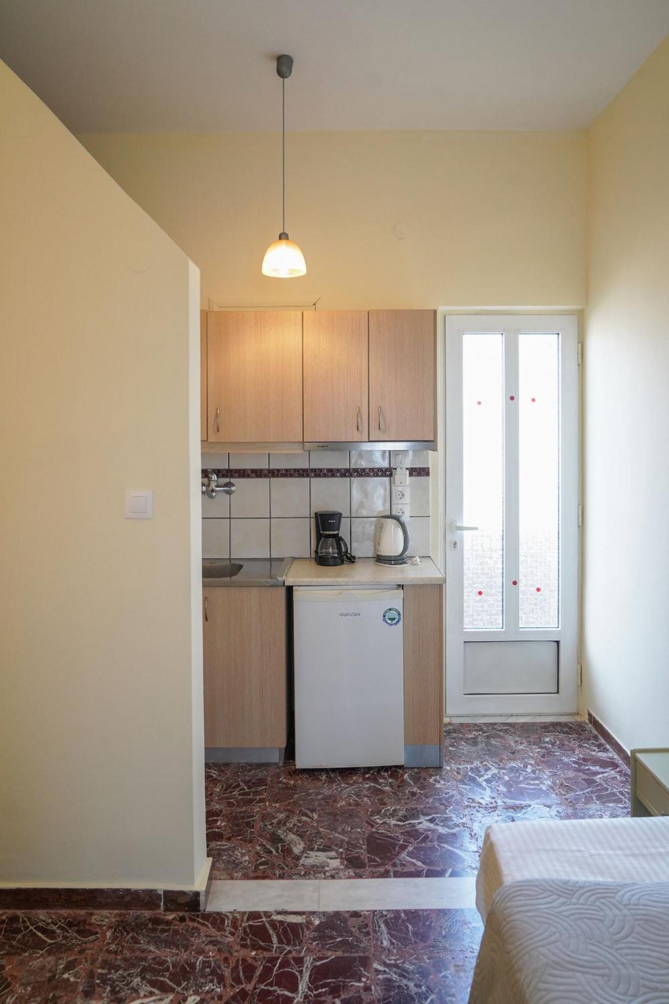 Cozy Corner Vs Beachfront Stalos Exterior photo
