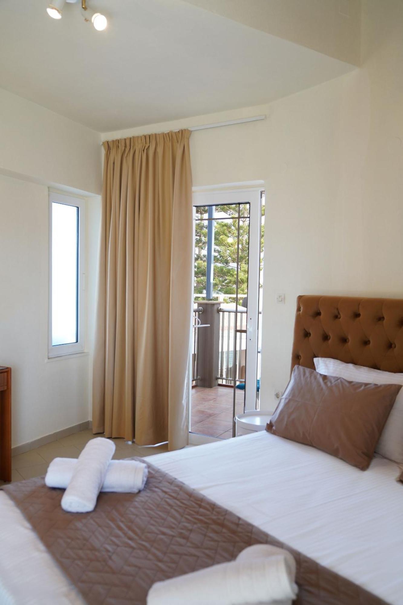 Cozy Corner Vs Beachfront Stalos Exterior photo